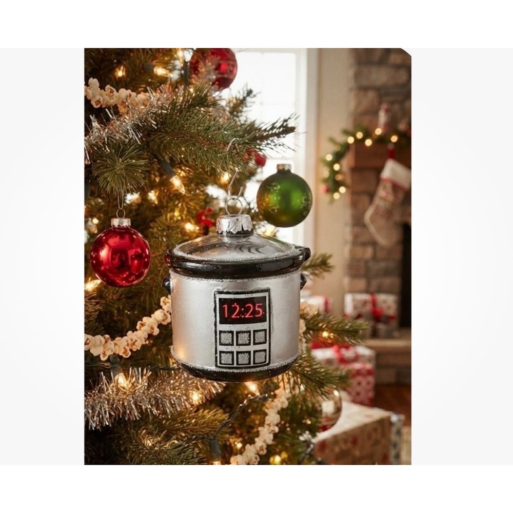 Silver Glass Slow Cooker Crock Pot Christmas Ornament Digital Display 12:25